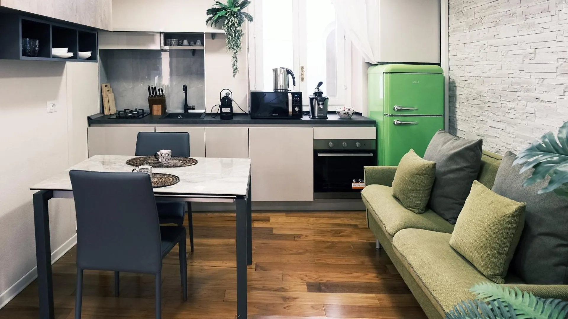 Appartamento ComeCasa Prestigiosa suite in crocetta Milano Italia