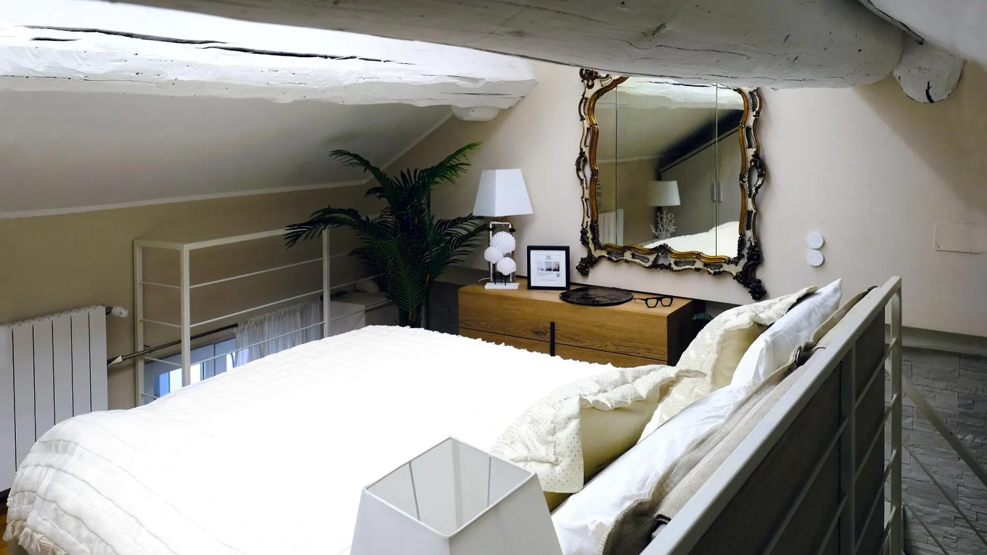 ComeCasa Prestigiosa suite in crocetta Milano Appartamento