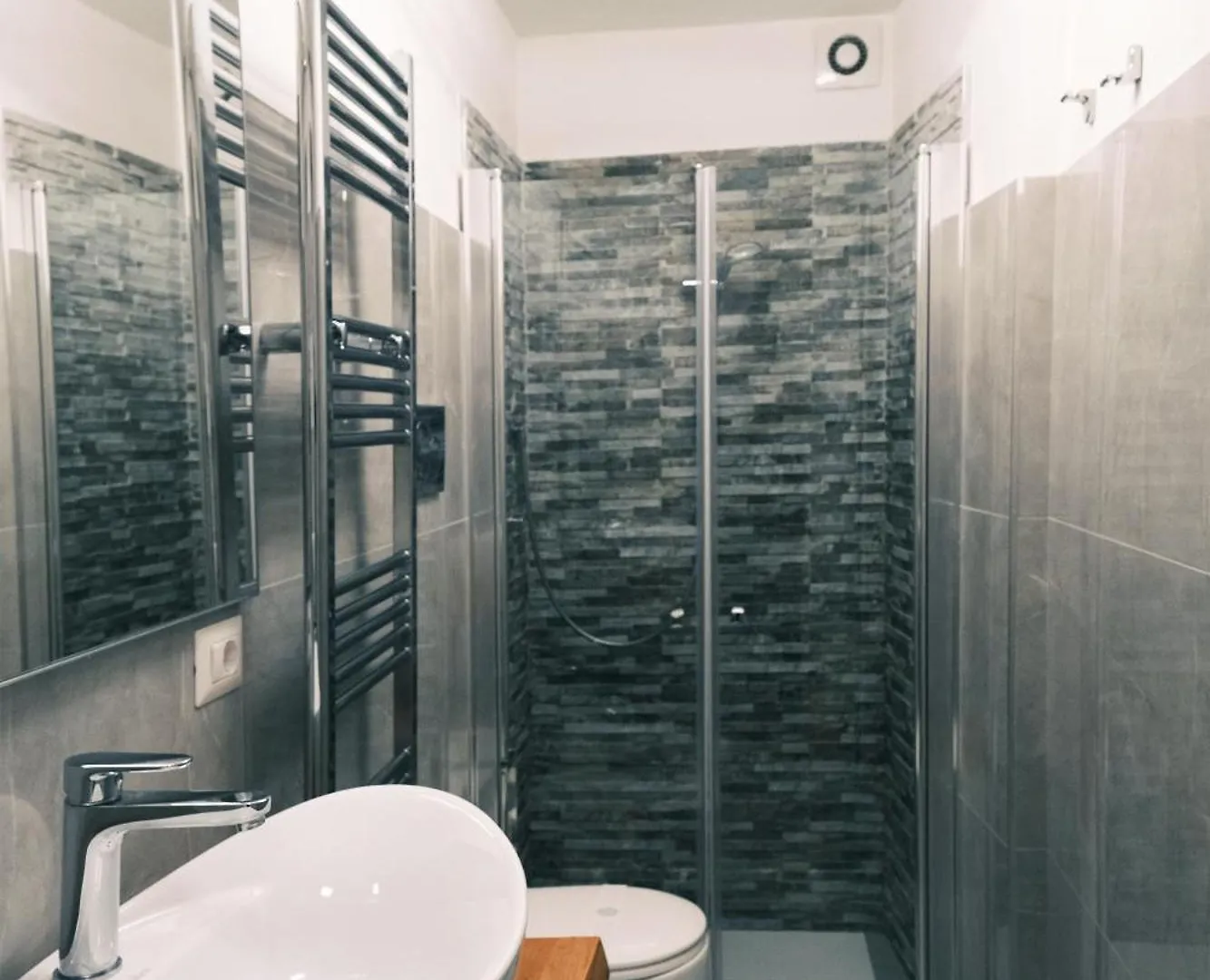 Apartment Comecasa Loft In Porta Romana Near Policlinico Mangiagalli Milan